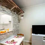Apartment - Aparts Konstruktorska Warschau