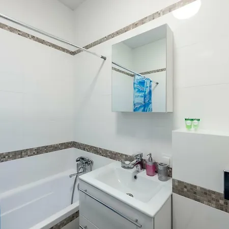 Apartman - Aparts Konstruktorska *