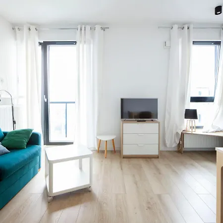 - Aparts Konstruktorska Apartament