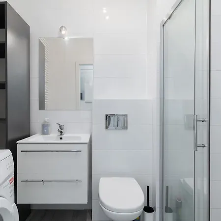 - Aparts Konstruktorska Apartment *